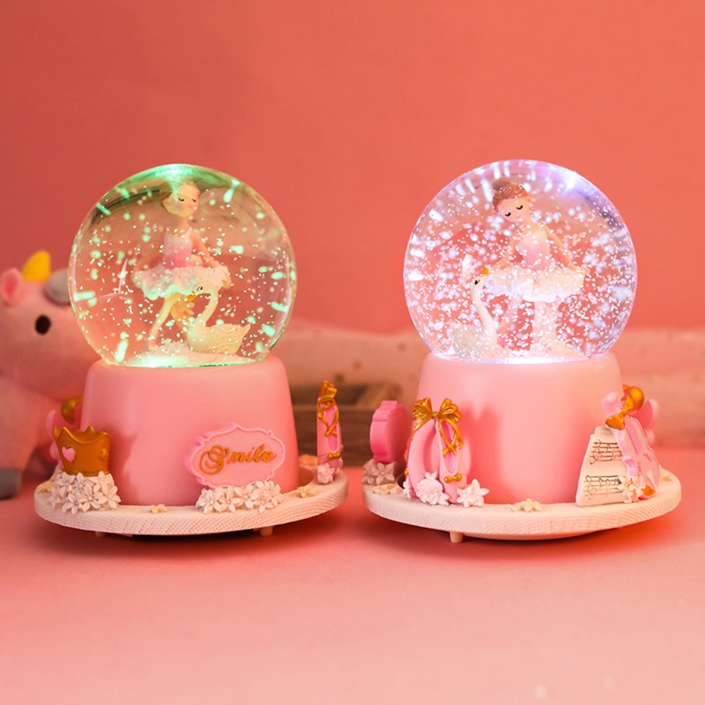 Smile Ballerina Snowglobe Musicbox